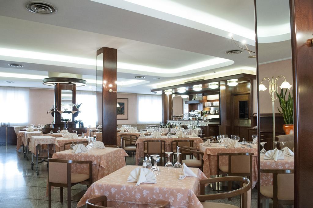 Le Gronde Hotel Cava Manara ภายนอก รูปภาพ