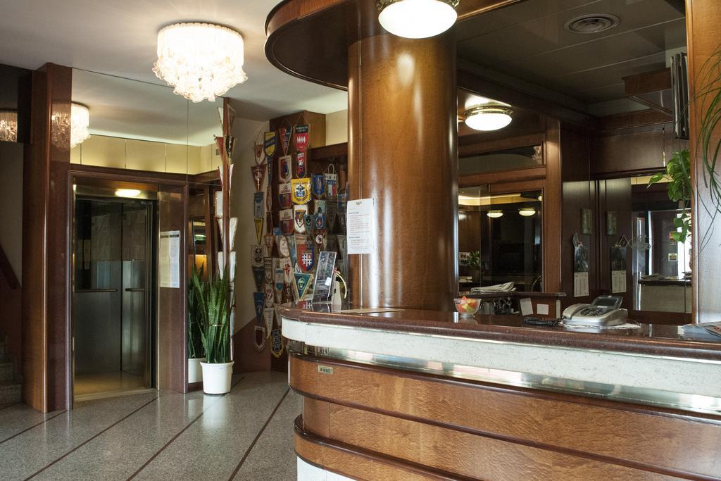 Le Gronde Hotel Cava Manara ภายนอก รูปภาพ