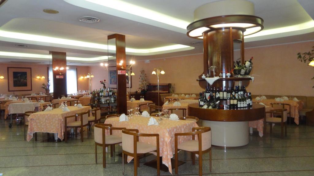 Le Gronde Hotel Cava Manara ภายนอก รูปภาพ